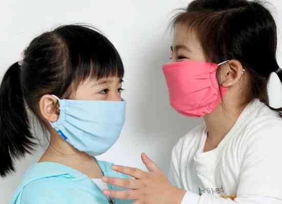 Chớ coi thường chứng viêm họng của trẻ trong mùa lạnh