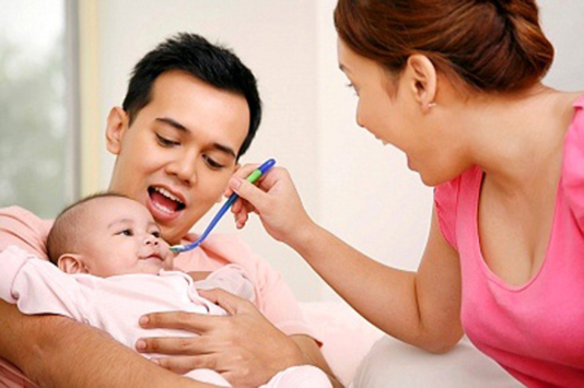 Tổng hợp: những mẹo hay chăm sóc bé bố mẹ phải biết